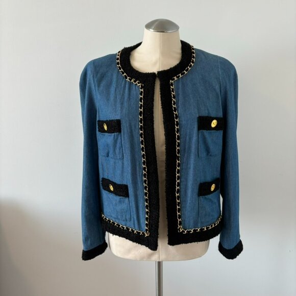 Elegant Blue Blazer with Black Trim and Gold Buttons - Picture 5 of 6